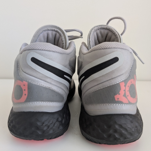 Nike KD Trey 5 VIII Shoes Hi-Top  Sneakers Light Smoke Gray Men's Size 10 - Picture 9 of 14